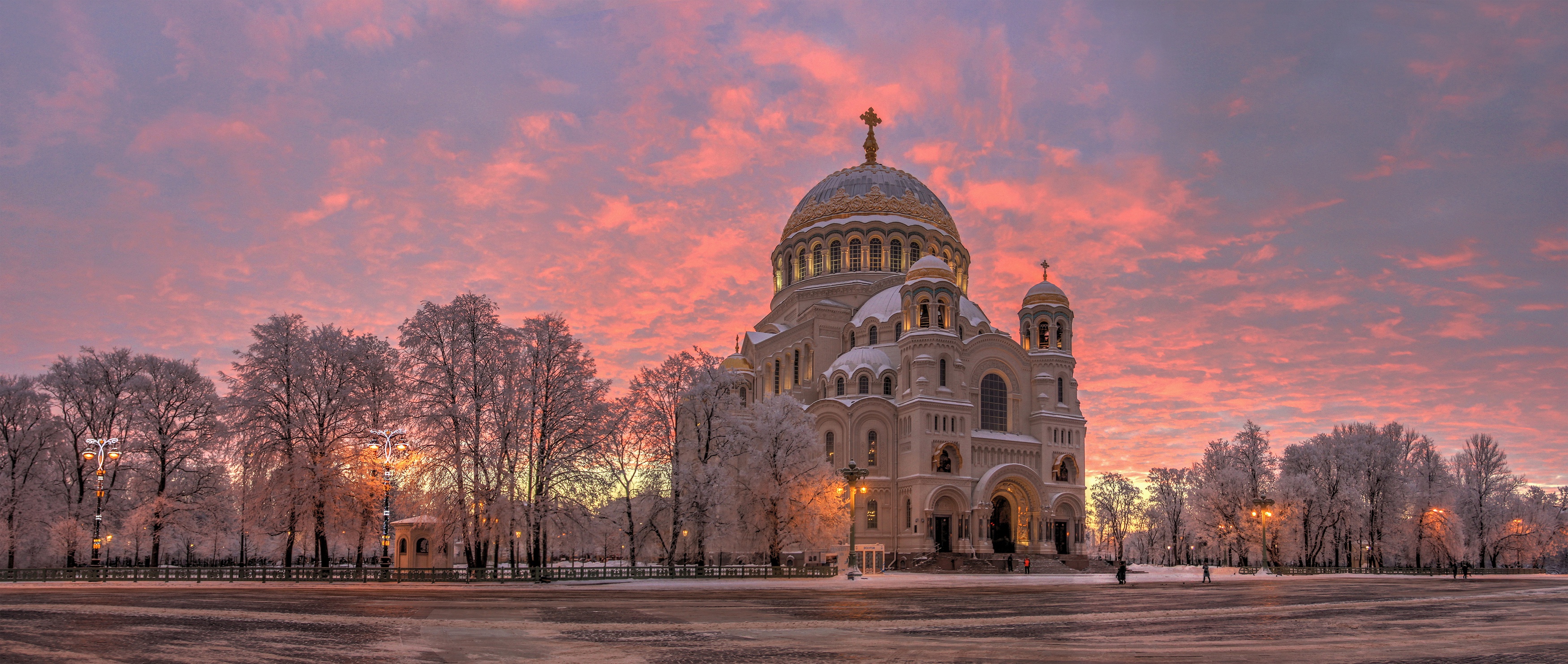 St Nicholas Naval Cathedral in Kronstadt