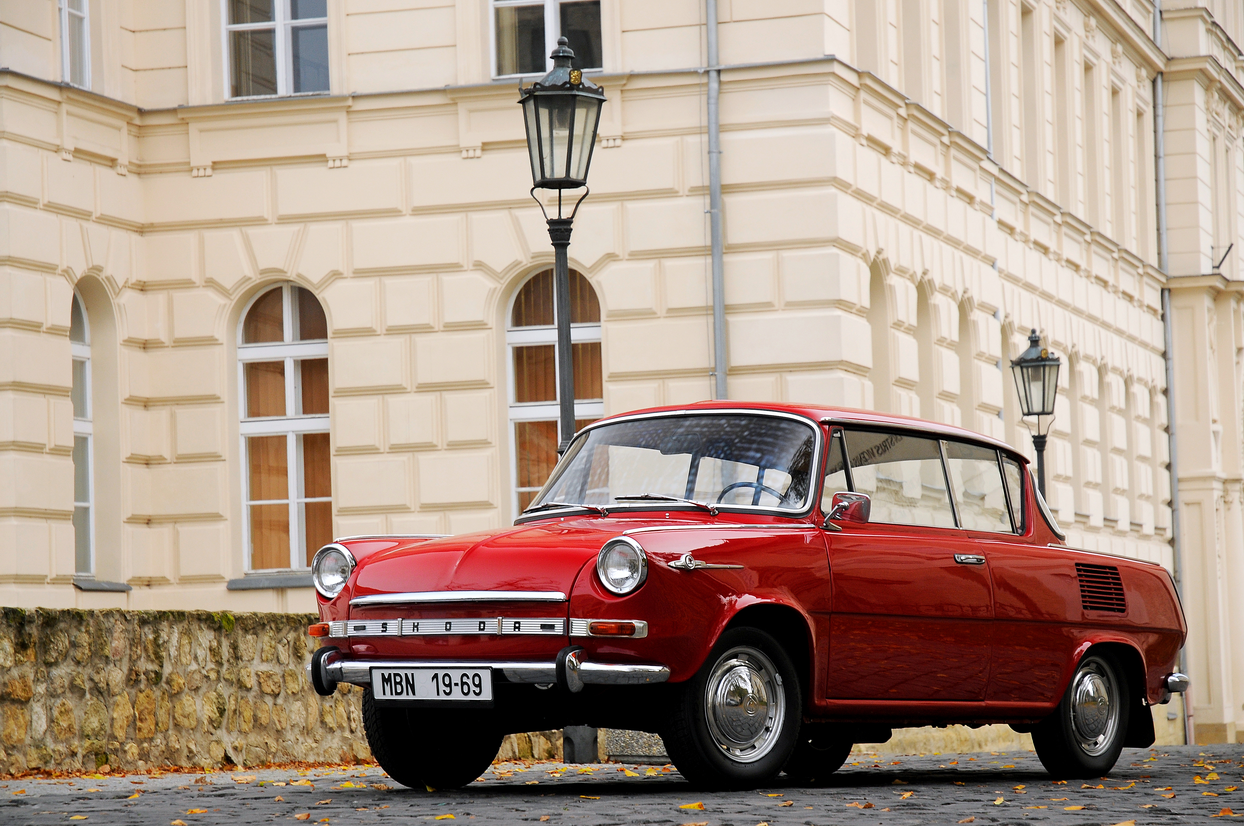 Чешский автопром. Skoda 1969. Skoda 1968. Шкода Октавия 1969. Автомобиль Skoda 1100.