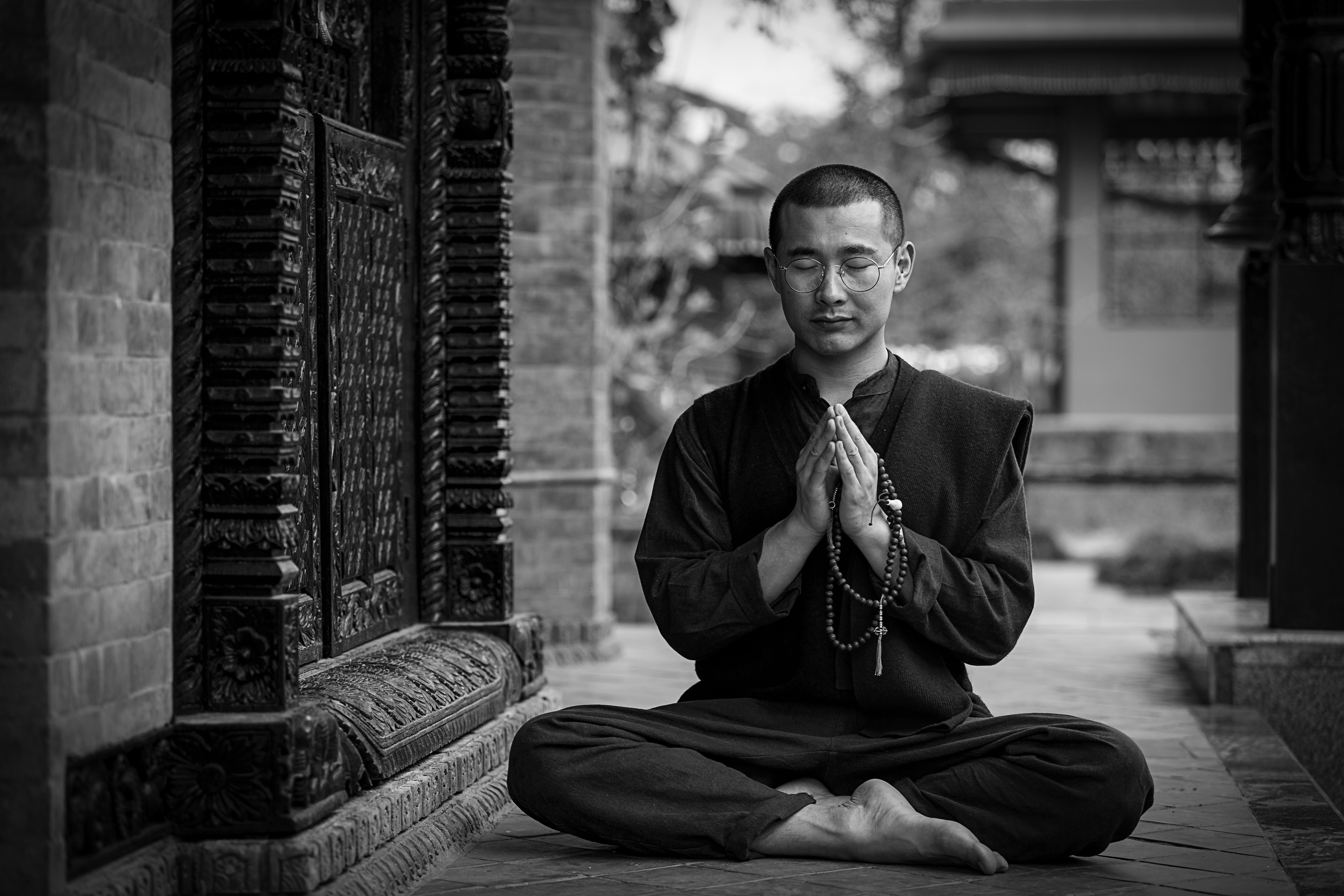 Исповедь дзен. Будда Випассана. Тибетский монах медитирует. Мантра Випассана. Дзен Шаолинь.