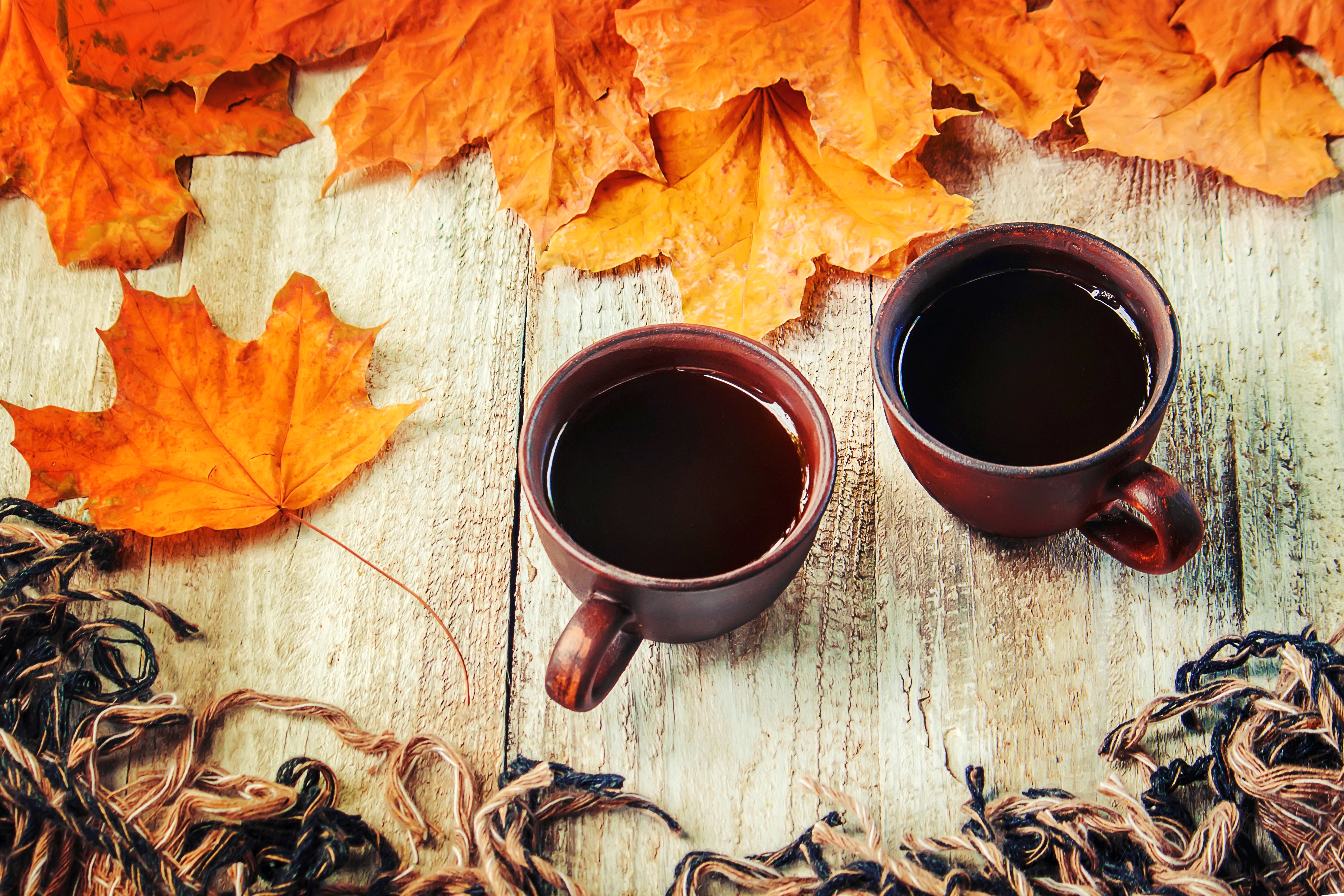 Осеннее кофе. Осенний кофе. Осеннее чаепитие. Осень кофе. Уютная осень.