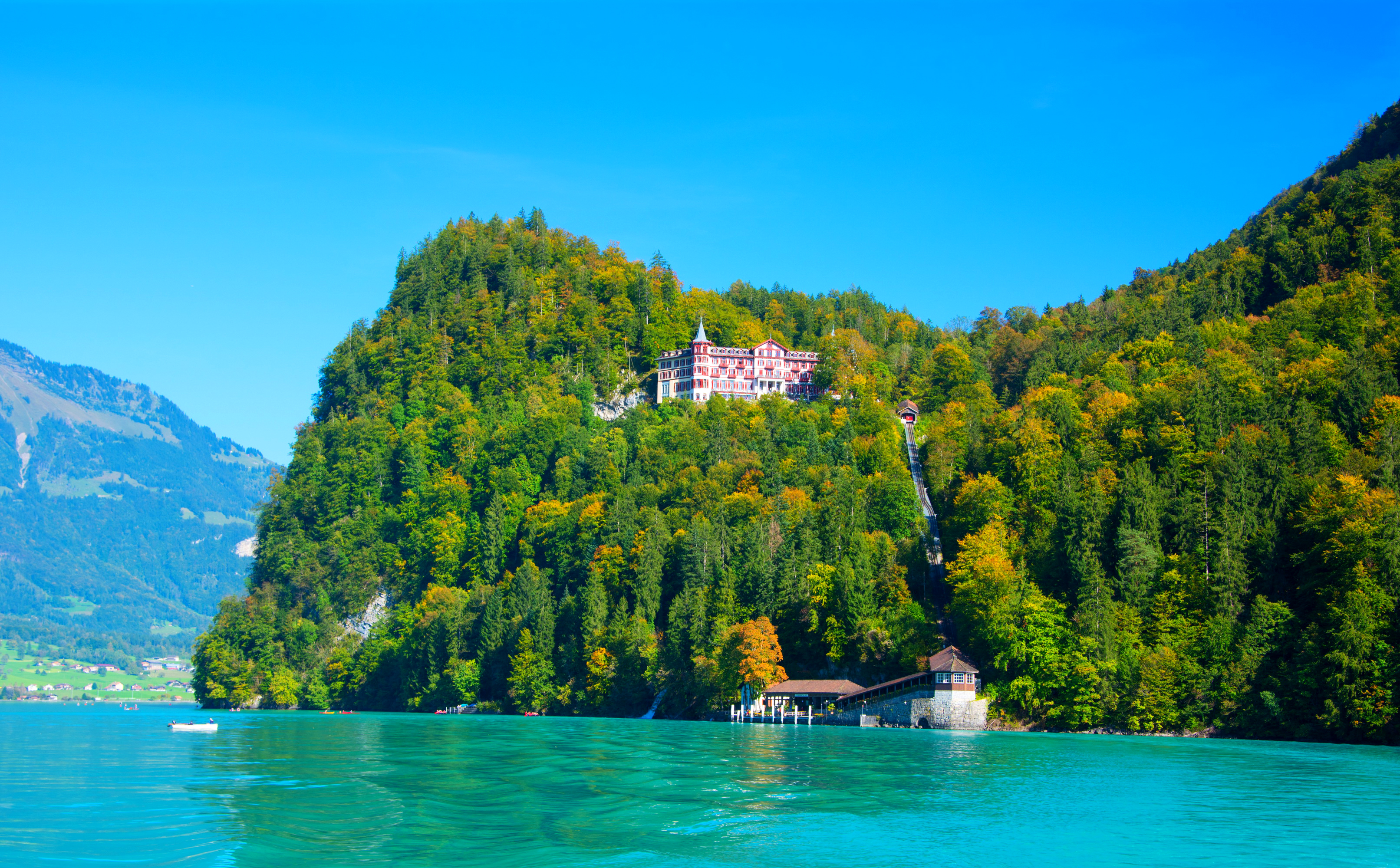 Lake Brienz, Iseltwald, Switzerland бесплатно