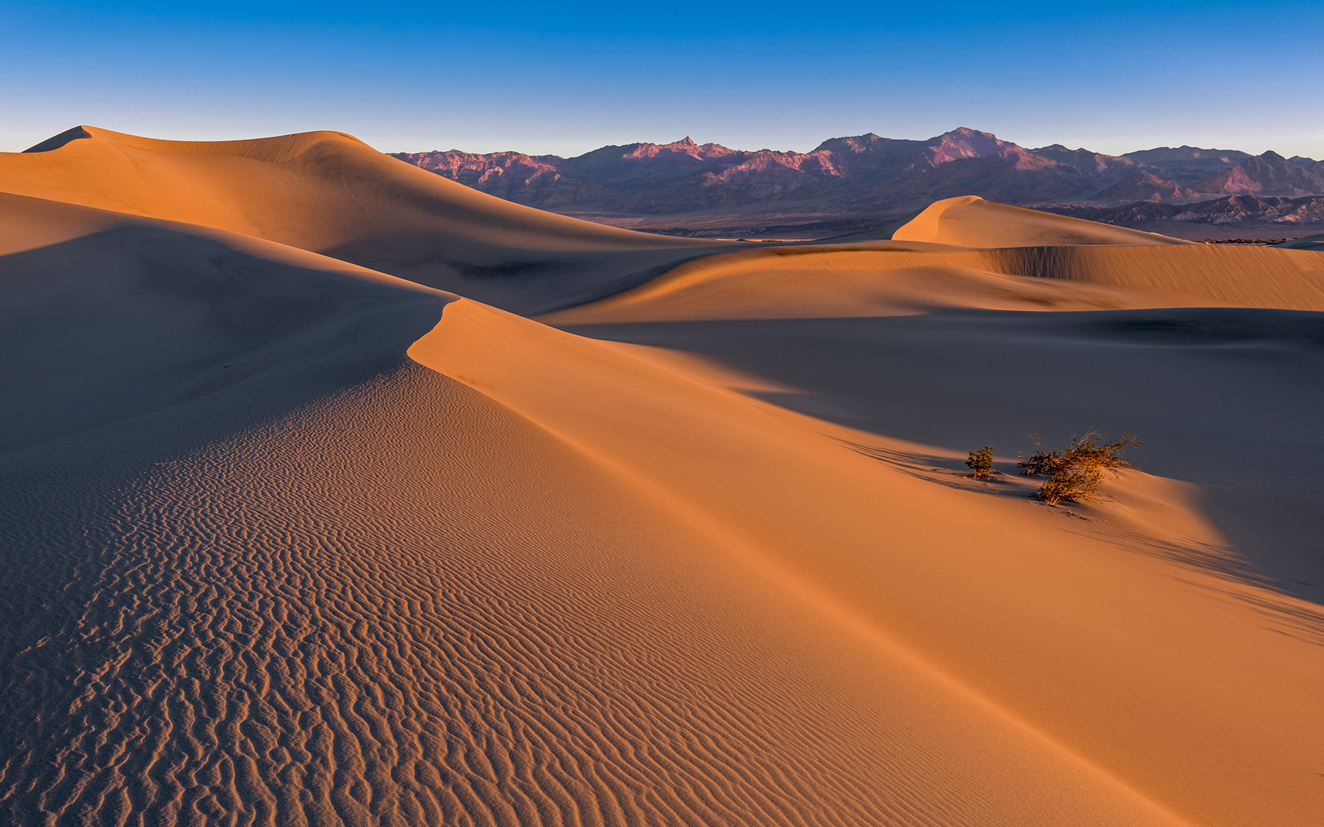 песчаные горы в пустыне загрузить