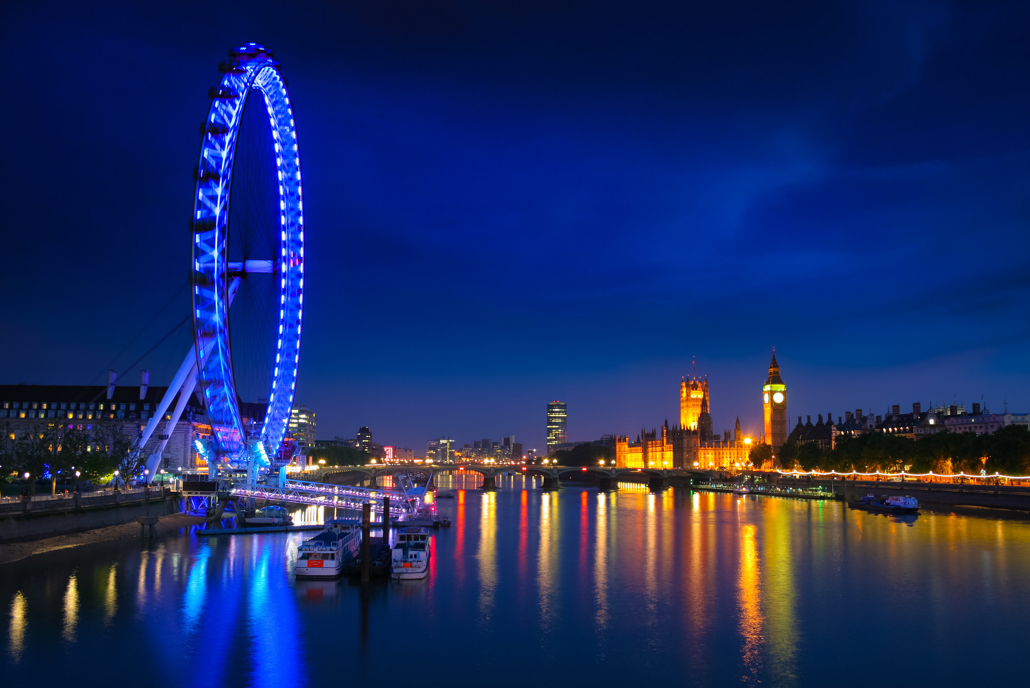 Лондон река Темза фонарь ночь бесплатно