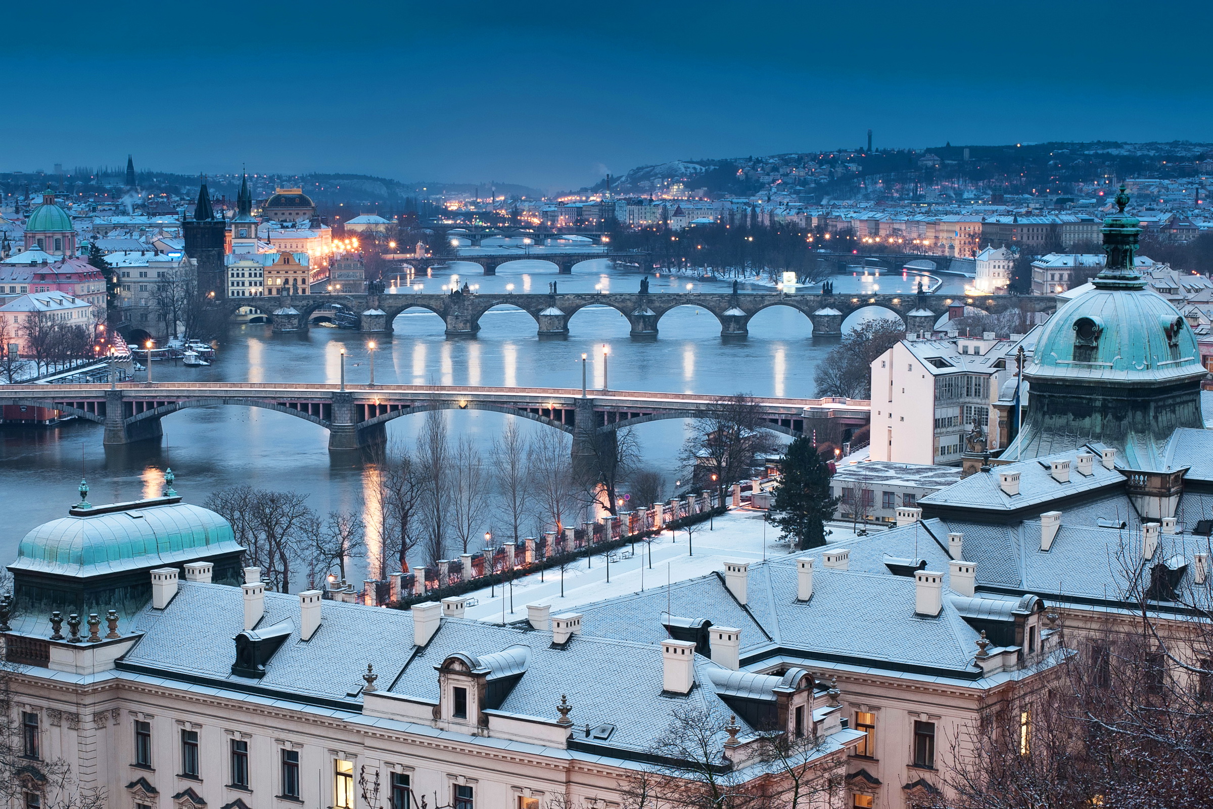 Прага вид с горы бесплатно