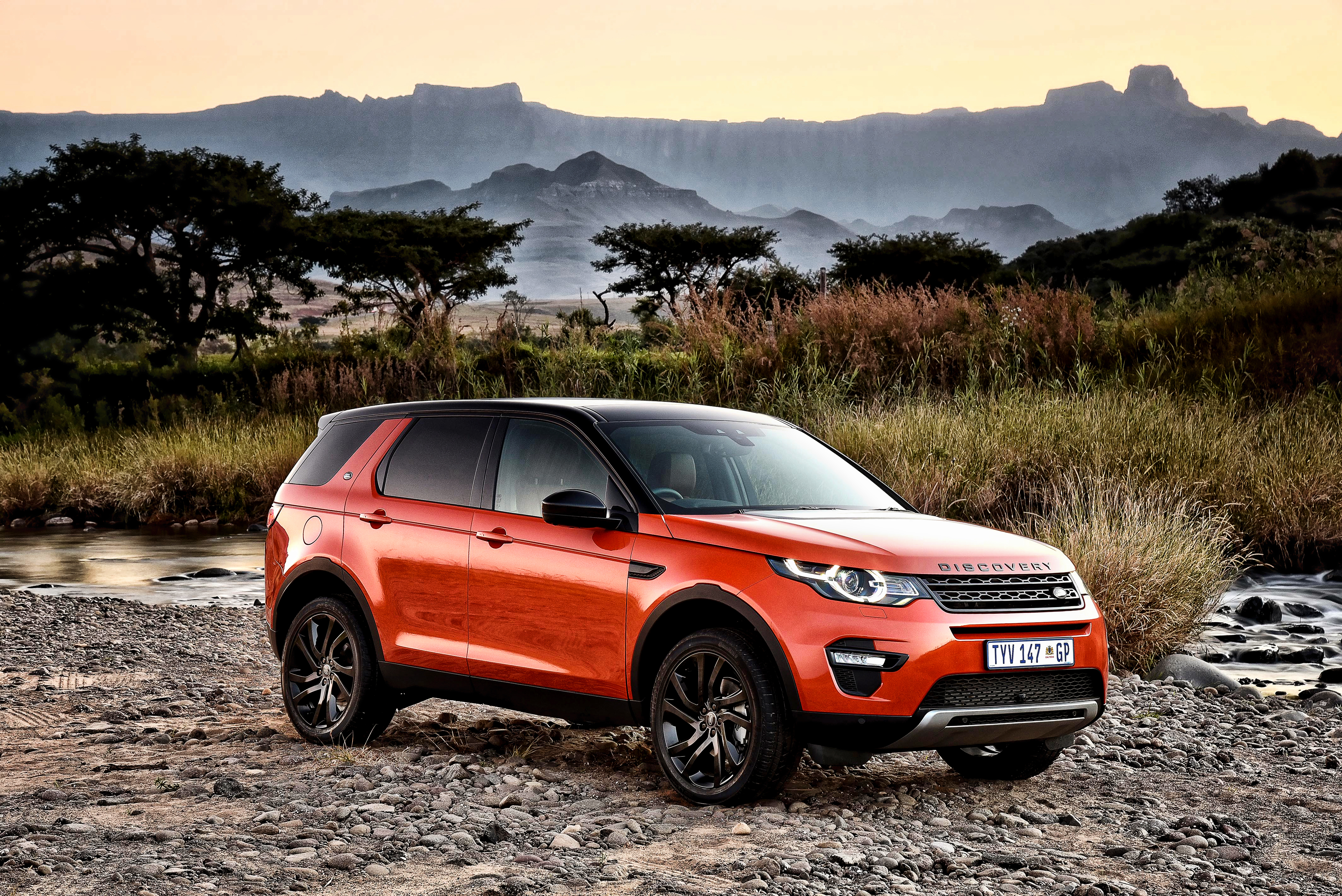 Discover l. Ленд Ровер Дискавери спорт 2015. Ленд Ровер Дискавери 2015. Land Rover Discovery Sport 2015. Лэнд Ровер Дискавери, 2015.