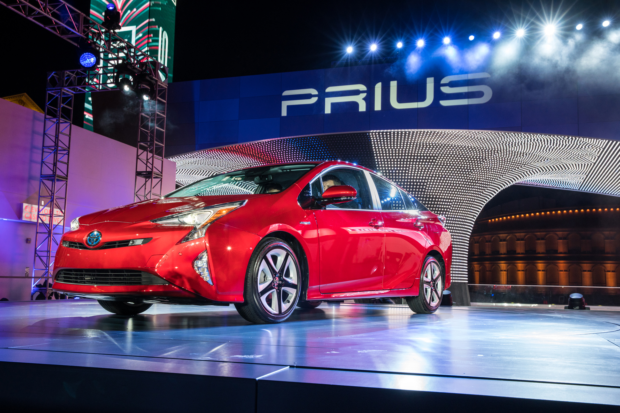 2016 Toyota Prius Красный Металлик Автомобили фото 2400x1600 авто, машины, ...