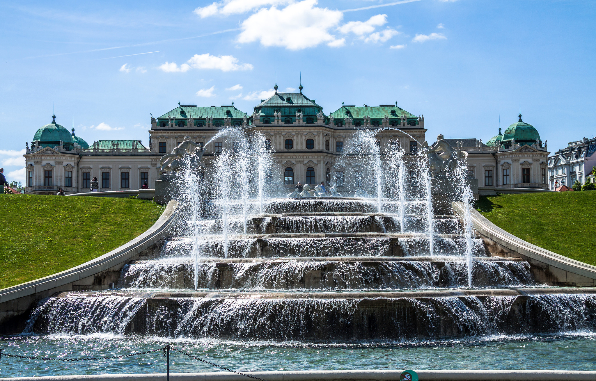 Donnerbrunnen Fountain, Vienna, Austria без смс