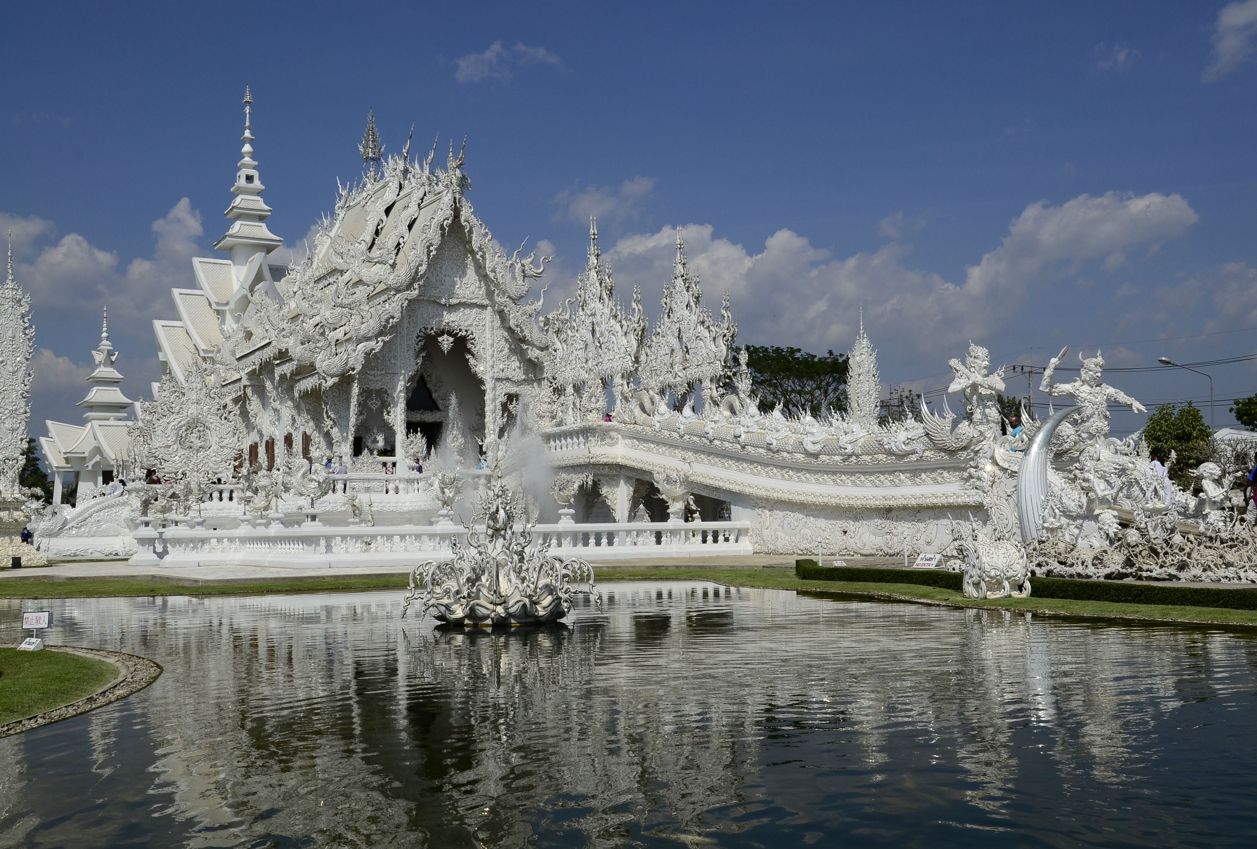 Бангкок белый храм
