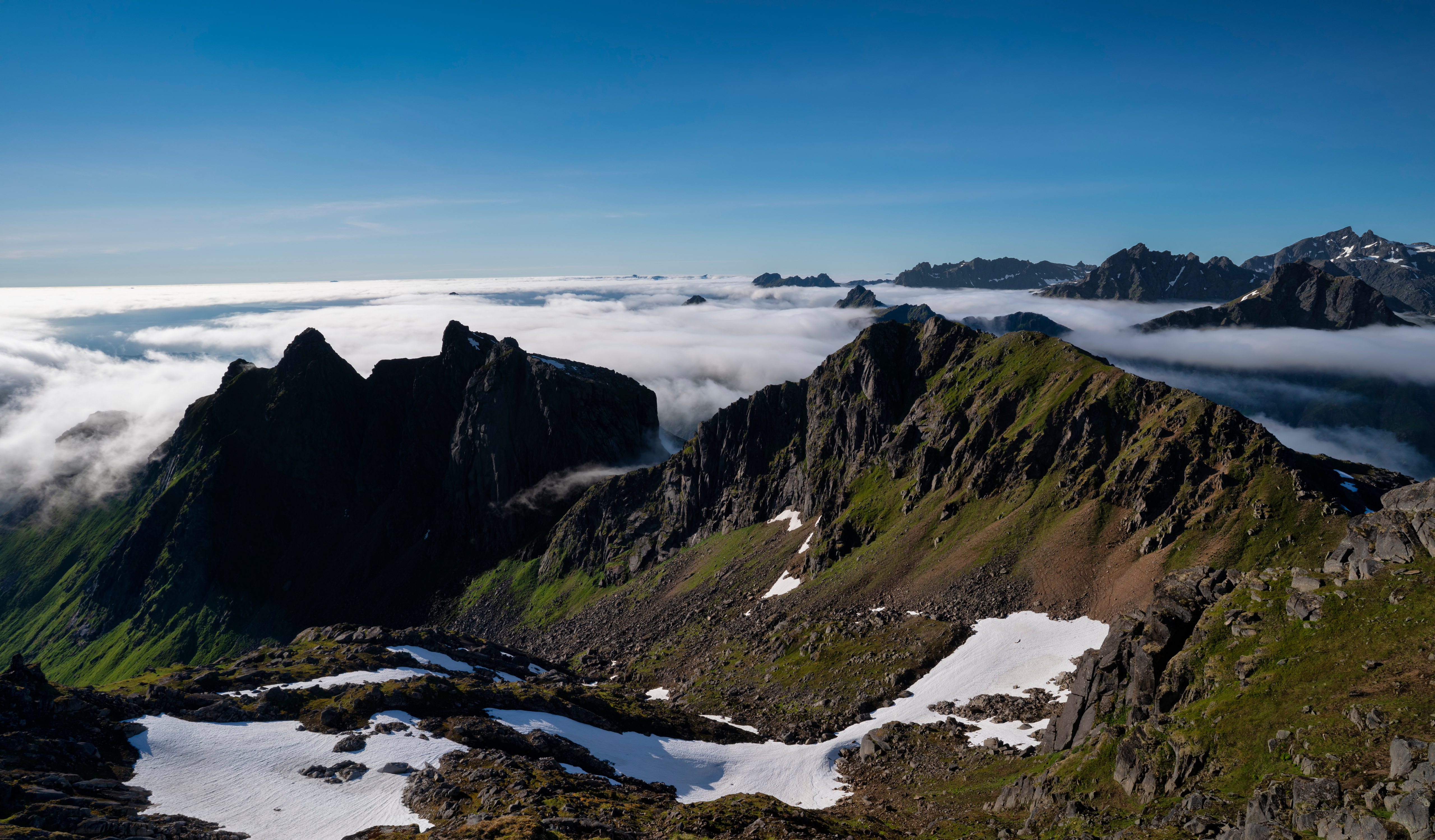 Фотографии Лофотенские острова Норвегия Горы Природа облачно гора Облака облако