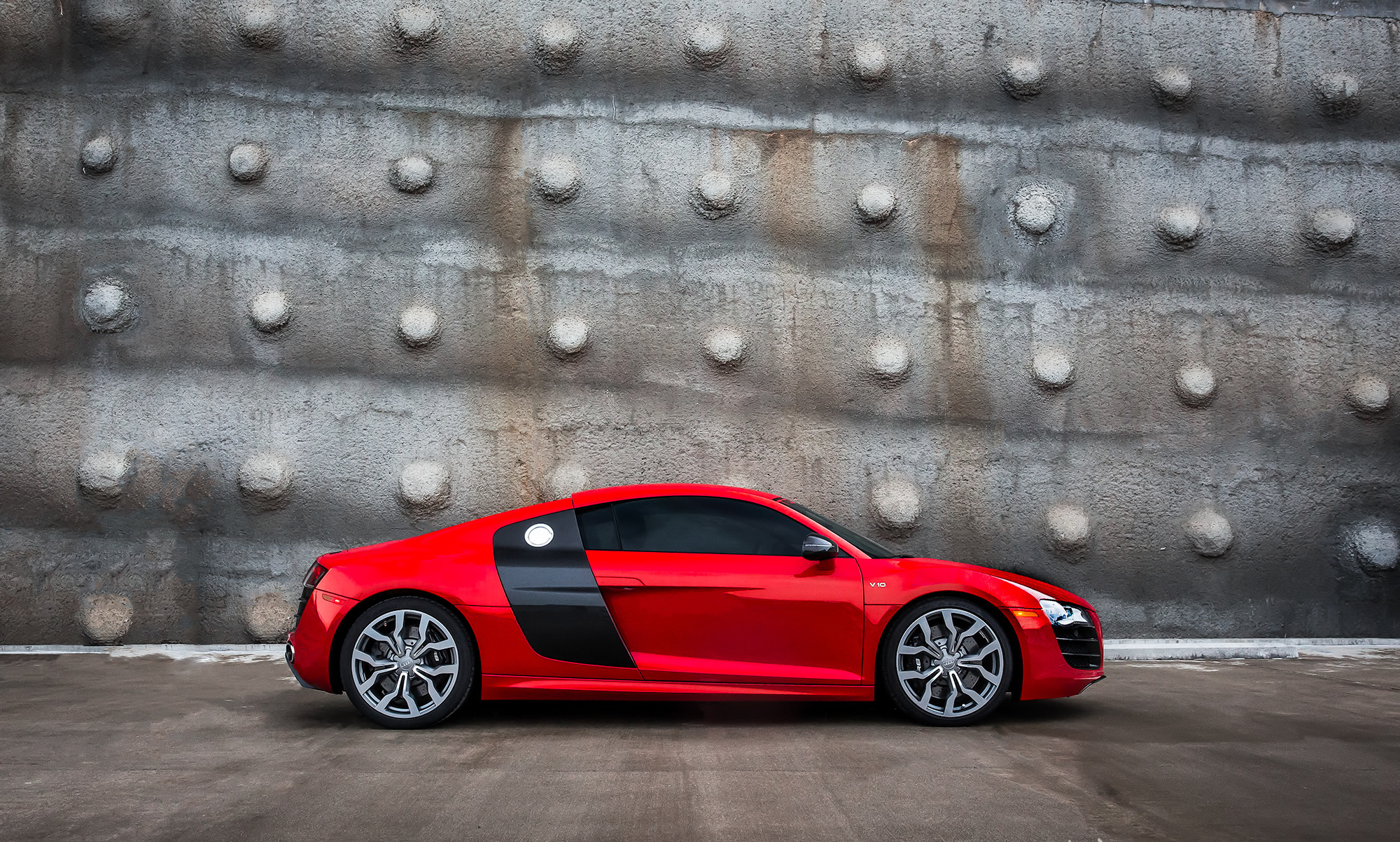 Audi R8 красная скачать