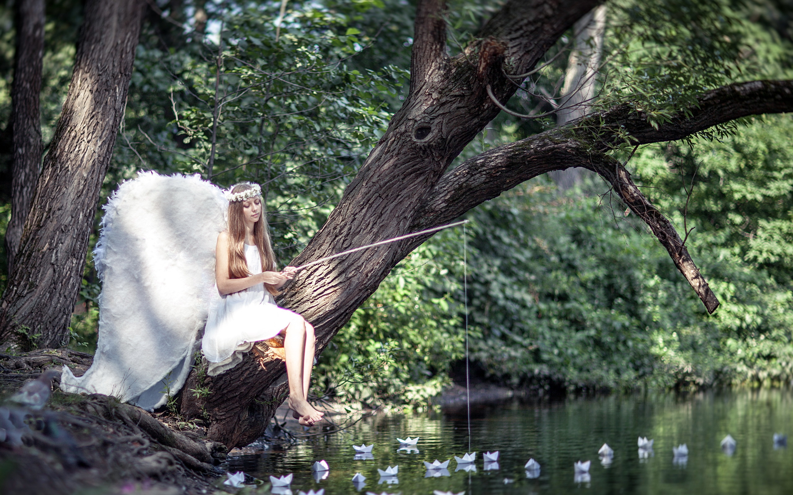 девушка платье озеро деревья без смс