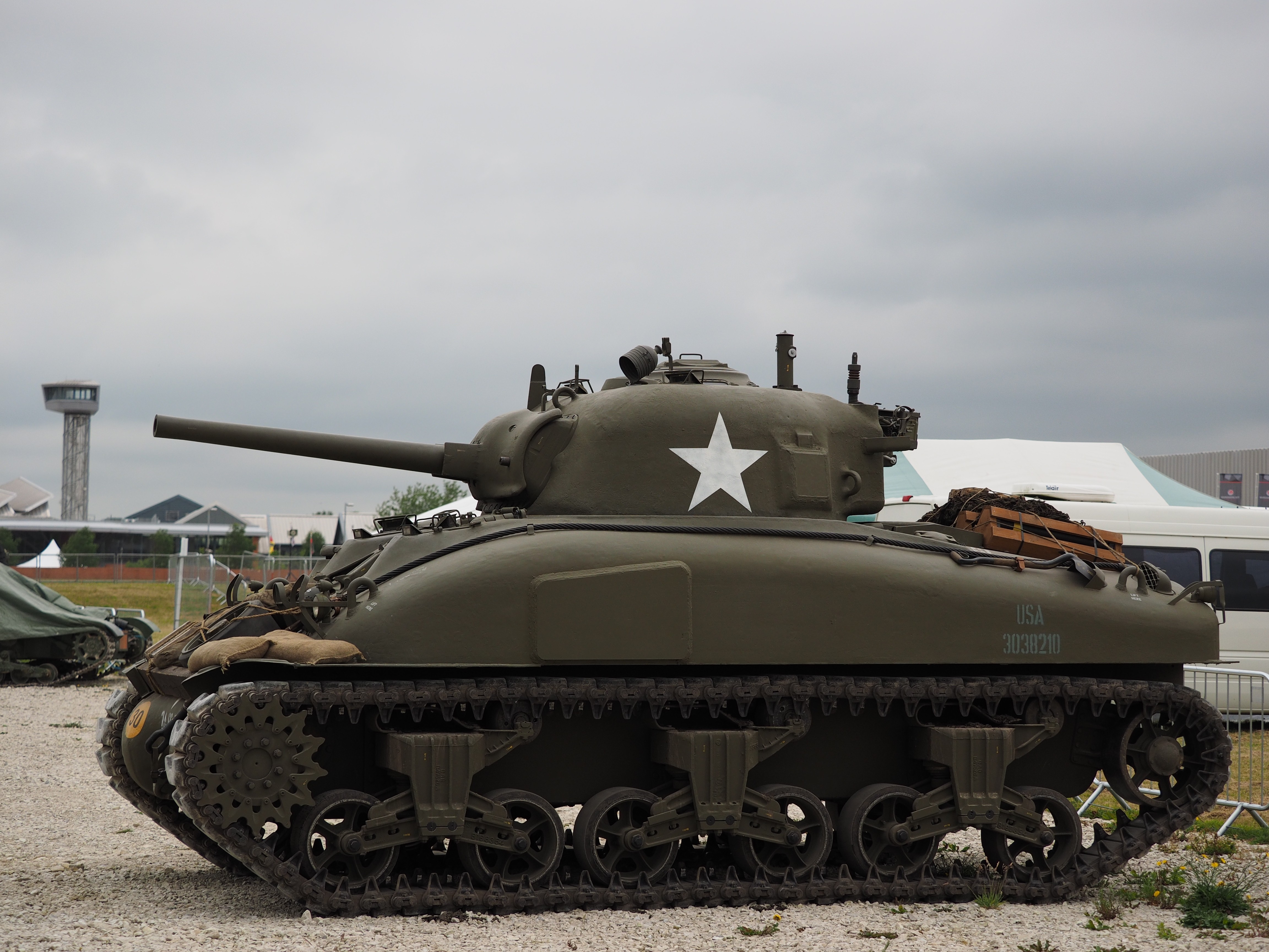 Первая м четвертая а. М4 Шерман. Американский танк "Шерман". Танк m4 Sherman. Американский танк м4.