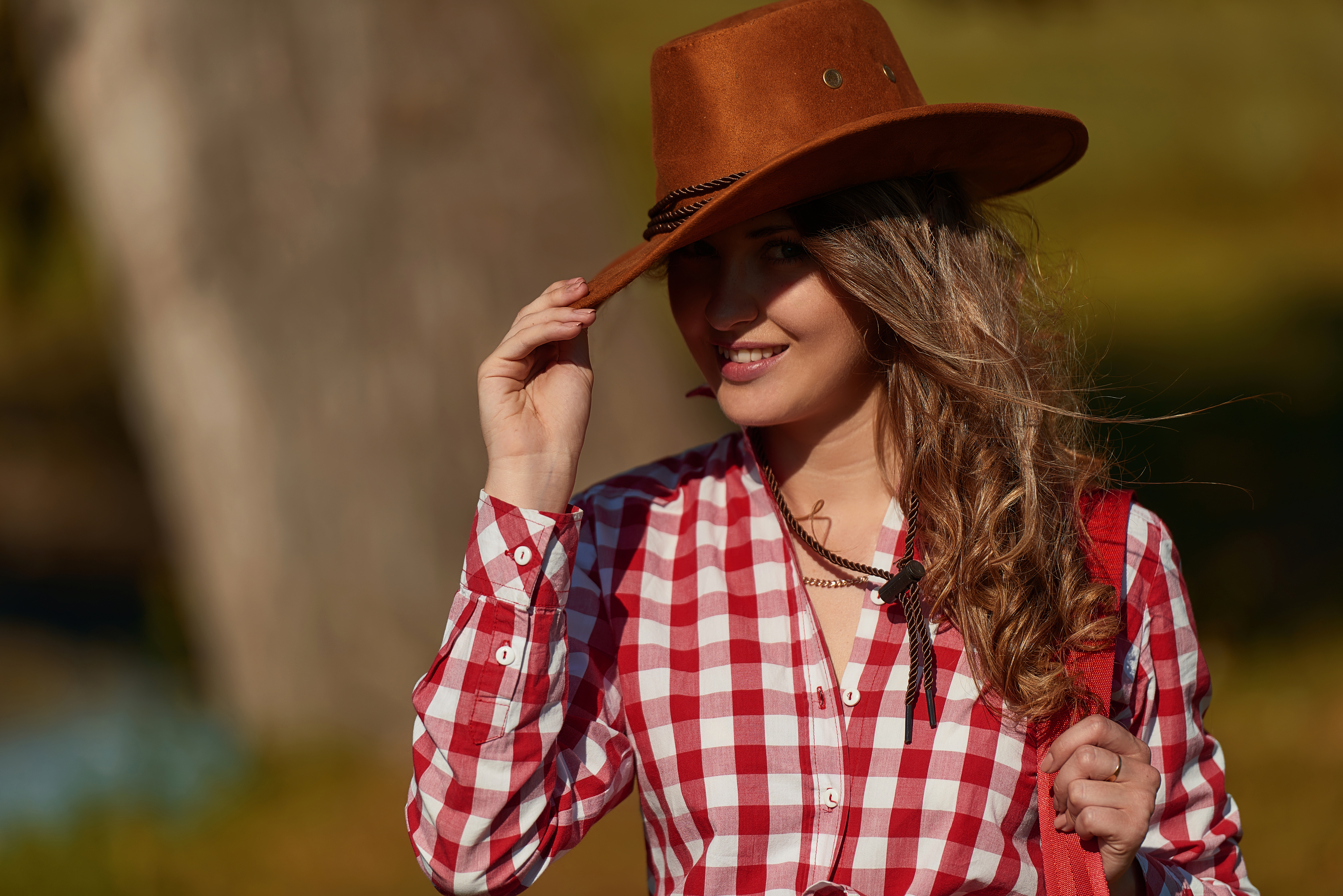 Фото Девушки Ковбой шатенки Шляпа Рубашка красивая 7146x4769 девушка молодая женщина молодые женщины ковбои ковбоя Шатенка шляпы шляпе рубашке рубашки Красивые красивый