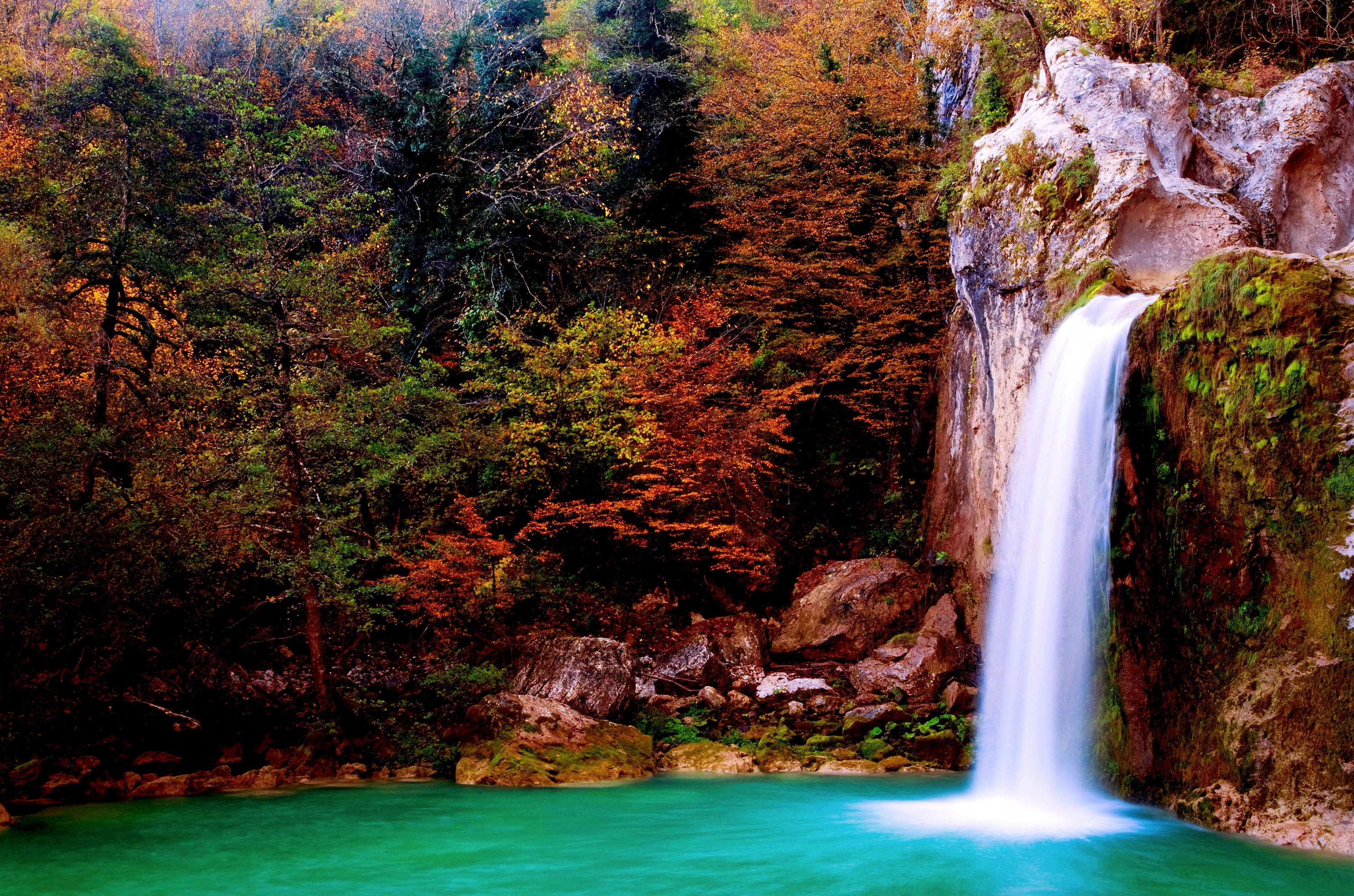 природа водопад деревья осень дом nature waterfall trees autumn the house загрузить