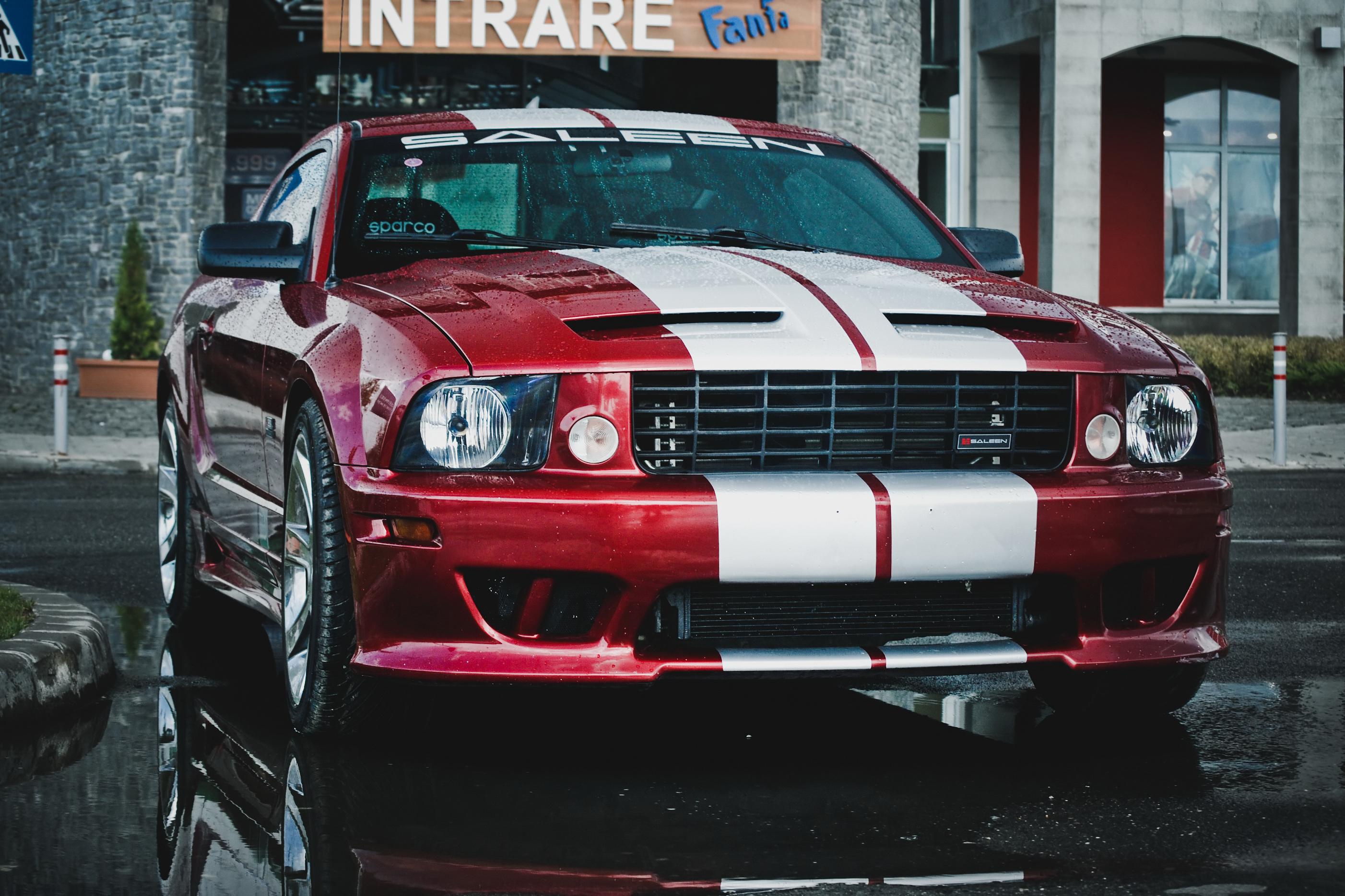 Ford Mustang гоночный красный тюнинг бесплатно