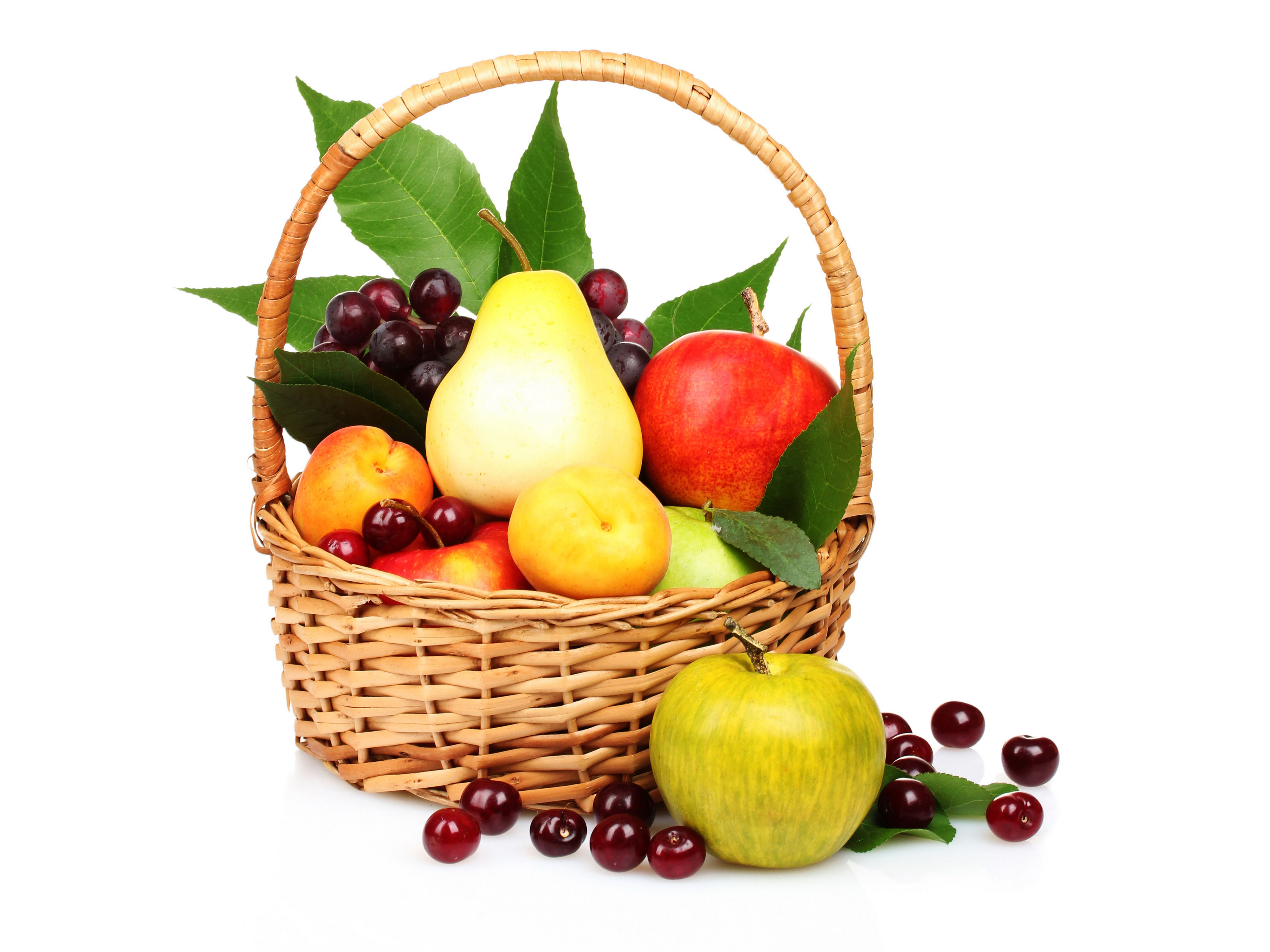 еда фрукты груша виноград корзина food fruit pear grapes basket скачать