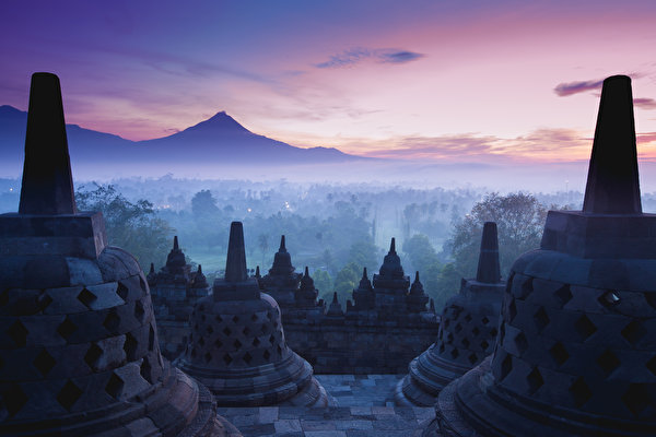 Обои для рабочего стола Индонезия Yogyakarta Java Туман Храмы город 600x400 тумане тумана храм Города