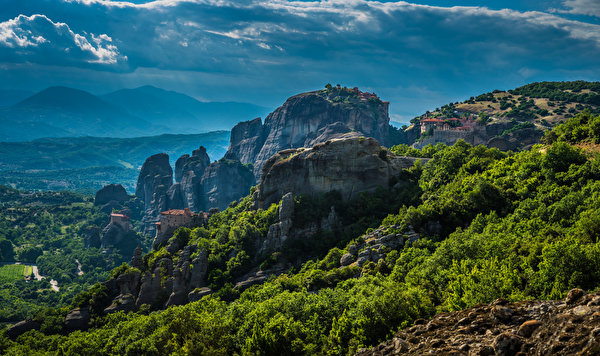 Картинки Греция Meteora Горы Утес Природа Пейзаж 600x356 гора Скала скале скалы