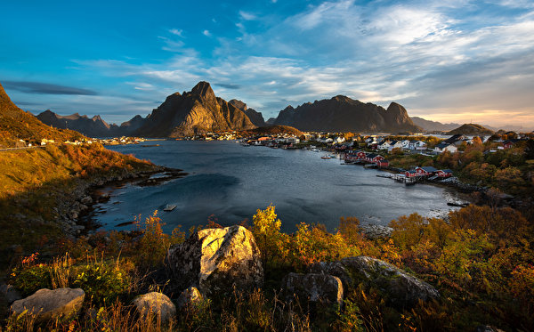 Картинки Лофотенские острова Норвегия гора Природа Пейзаж 600x373 Горы