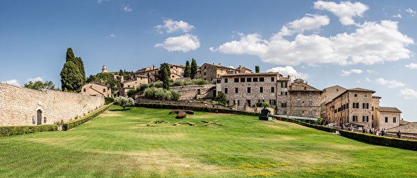 Фото Италия Панорама Umbria, Perugia, Assisi city Газон город Здания 600x257 панорамная газоне Дома Города