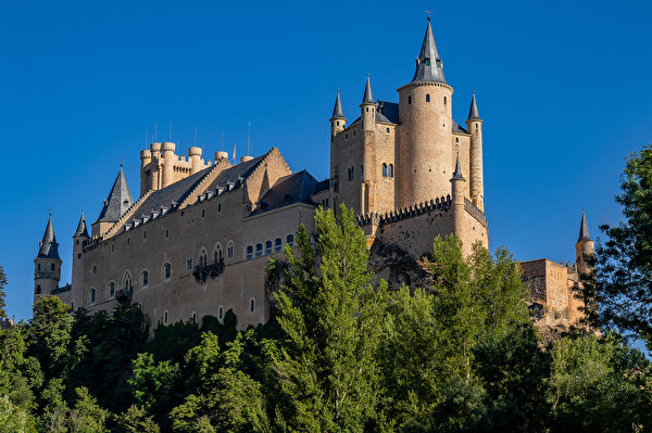 Картинки Испания Башня Segovia Замки Города 600x399 башни замок город