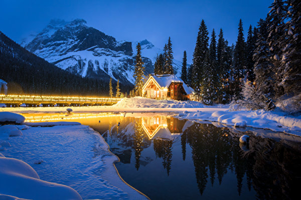 Обои для рабочего стола Канада Yoho National Park Горы Природа Снег Парки Озеро Здания Деревья 600x400 гора парк снега снегу снеге Дома дерево дерева деревьев