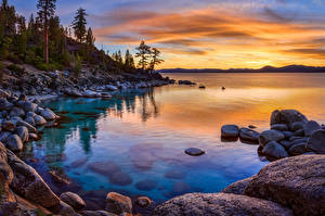 Фотографии Берег Камень Штаты Озеро Калифорния Lake tahoe Nevada Sierrа Природа