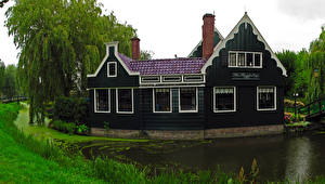 Картинки Голландия Дома Реки Трава Zaandam Zaanse Schans Города