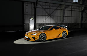 Фотографии Лексус Желтые LFA Nürburgring машина