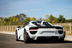 Фотография Порше Белая Сзади 918 Spyder Автомобили