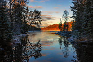 Картинка Швеция Пейзаж Реки Рассветы и закаты Деревья Arvika Природа