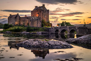 Фото Шотландия Замок Рассвет и закат Пруд Мост Eilean Donan Castle город