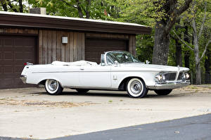 Фотографии Ретро Белые Кабриолет 1962 Imperial Crown Convertible (SY1-M 925) авто