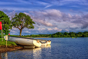 Фотографии Шотландия Парки Озеро Лодки Дерево Облака HDR Loch Ken Holiday Park Природа