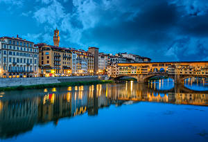 Картинка Италия Здания Река Мост Вечер Флоренция Ponte Vecchio