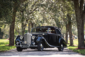 Фотографии Бентли Винтаж Черная Металлик 1948 Mark VI Drophead Coupe by James Young авто