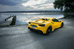 Фото Ferrari Желтые Сзади Spider Rosso Novitec 488