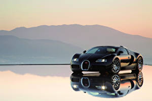 Фото BUGATTI Черный 2005-11 Bugatti Veyron автомобиль