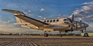 Картинки Самолеты Транспортный самолёт Beech C-12U Huron 84-00157-2 Авиация