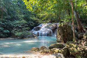 Thailand_Tropics_Parks_Waterfalls_Stones