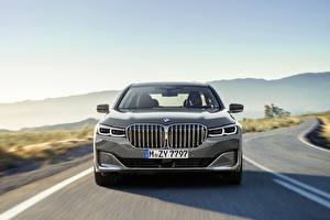 Фото BMW Спереди 7 Series G12 G11 facelift 750 Li машины