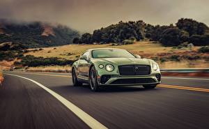 Картинка Бентли Зеленые Движение 2019 Continental GT V8 машина